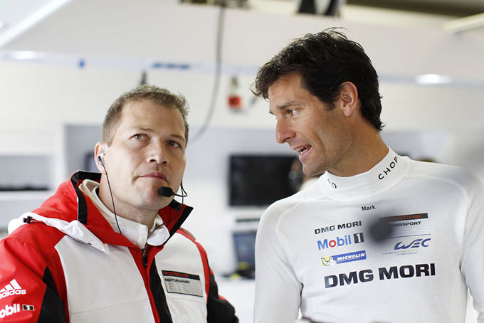 De eerste meters van Mark Webber in de Porsche op Le Mans: "Mijn rookie-ronden halen"
